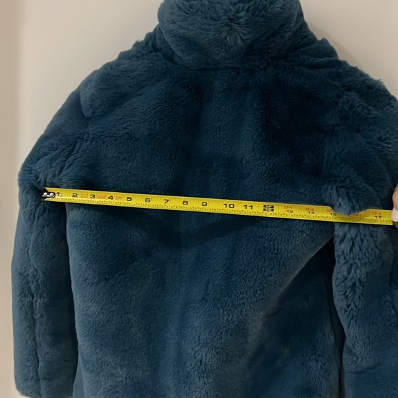 APPARIS classic Stella Coat Children's mid length faux fur jacket with collar - Picture 9 of 13